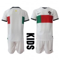 Otroški Nogometni dresi Portugalska Gostujoči SP 2022 Kratek Rokav (+ Kratke hlače)